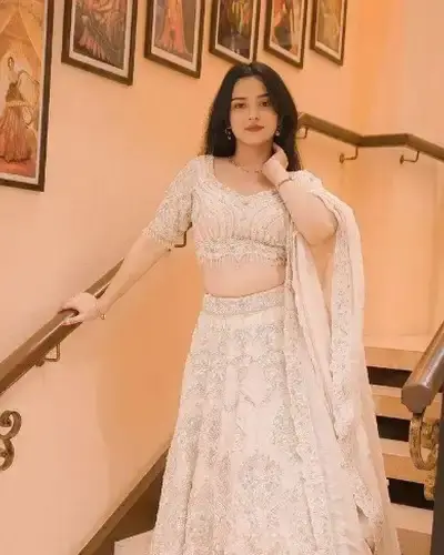 Escort Bhatpar Rani